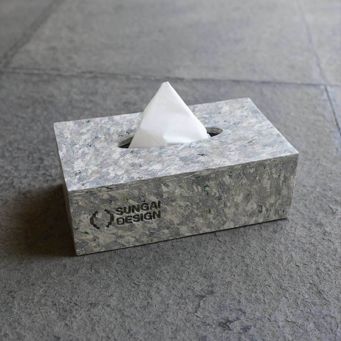 Kotak Tissue Box Pebble White